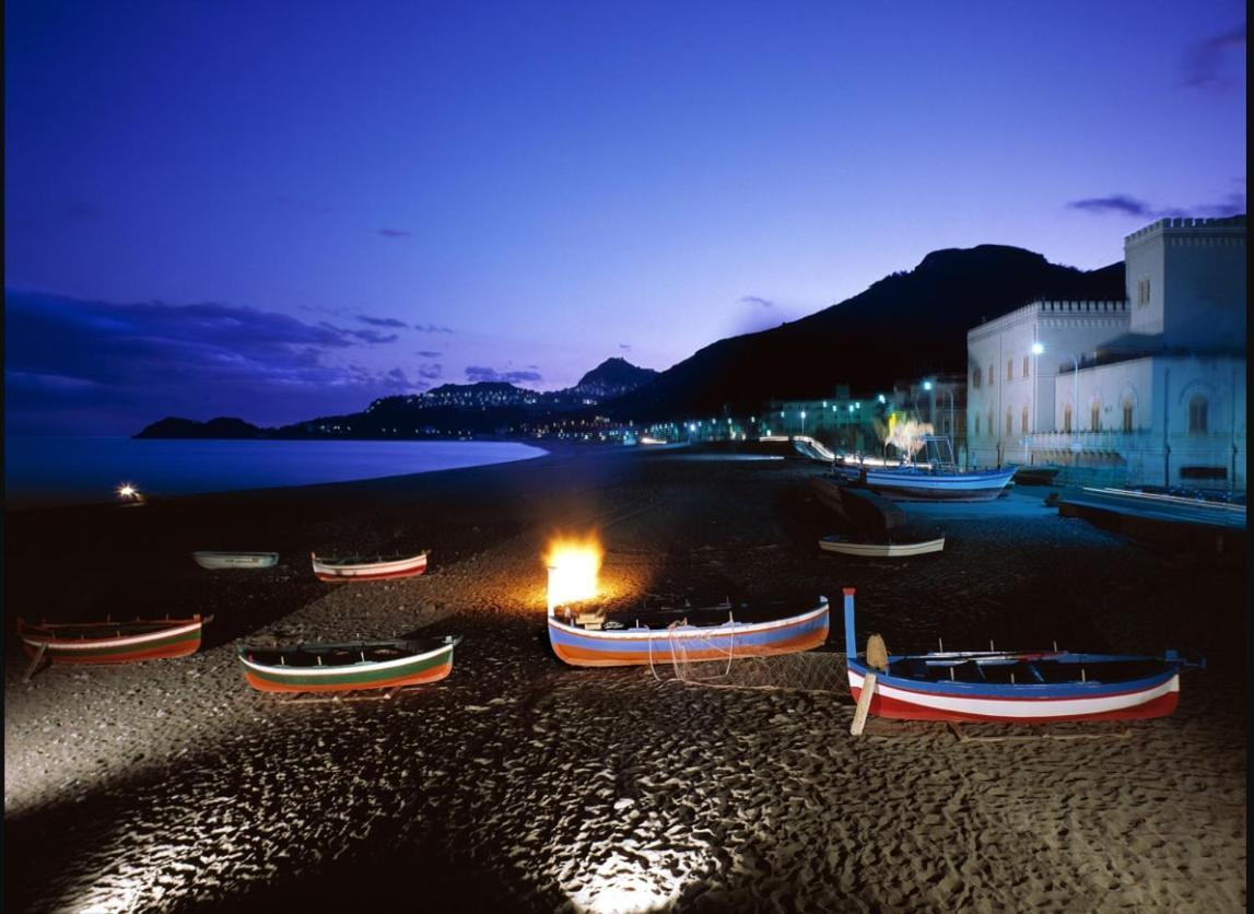 Seafront Apartments Garden House Taormina Exterior foto
